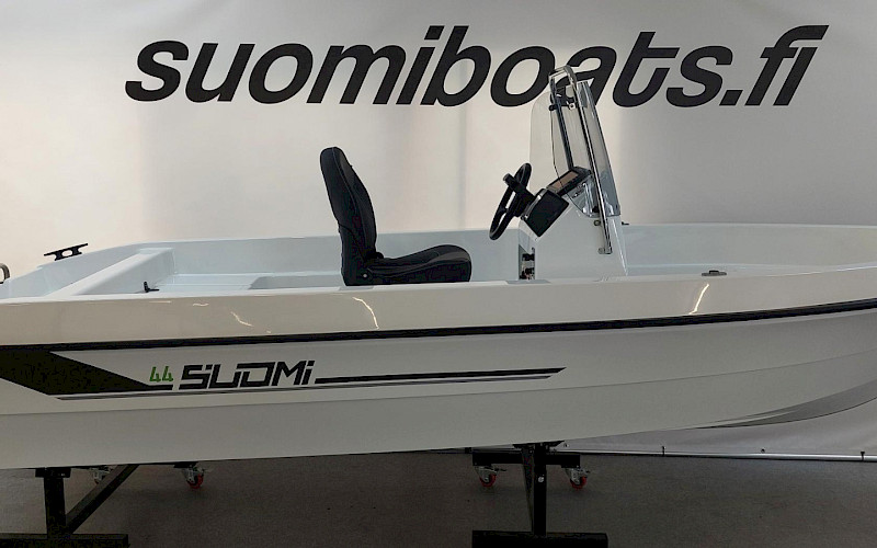 Suomi44