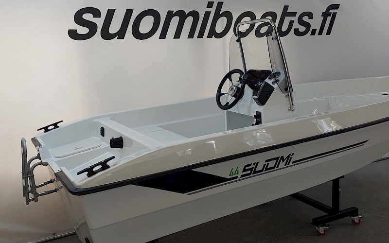Suomi44